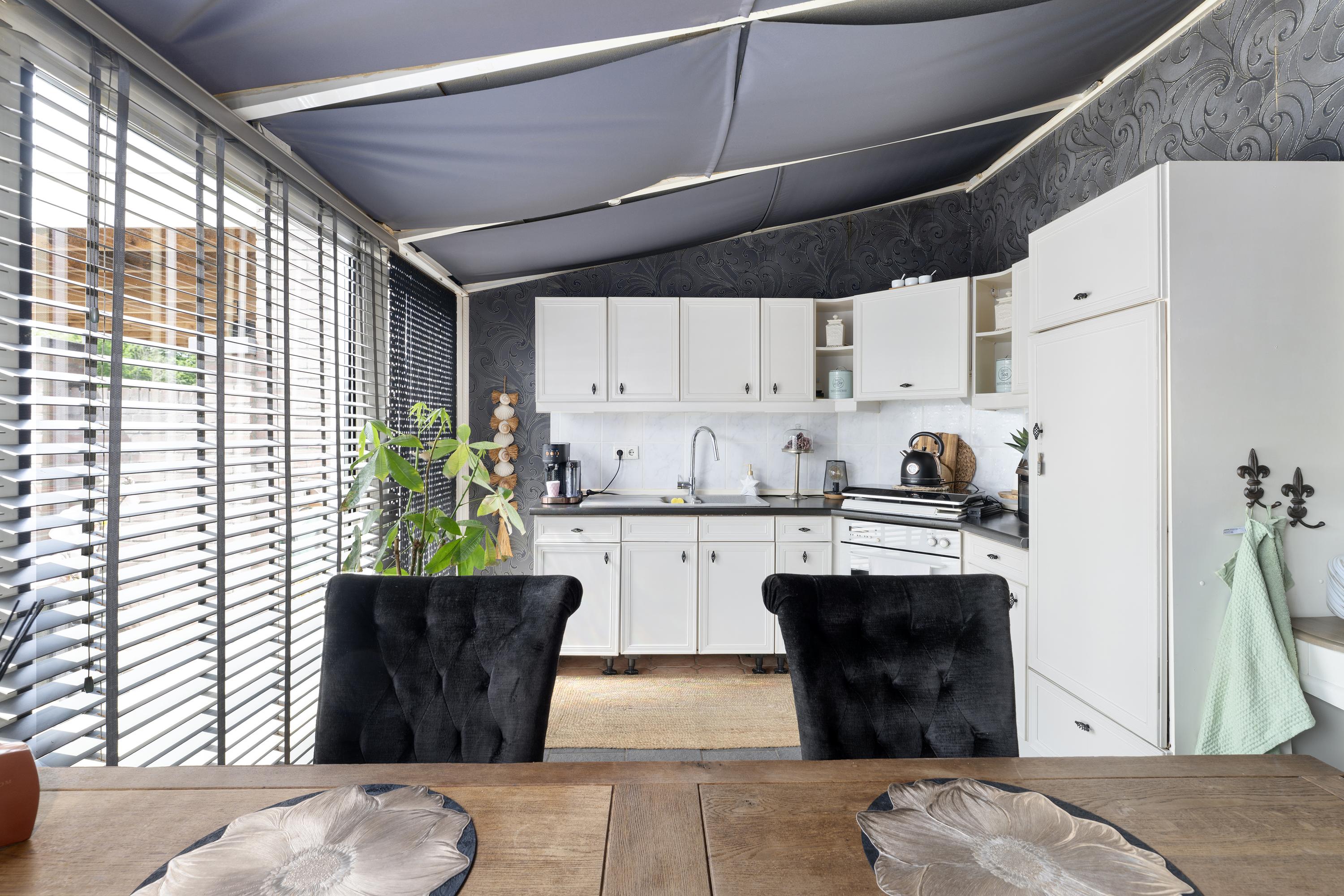 Tussenwoning te koop: Eemstraat 23, Heerlen