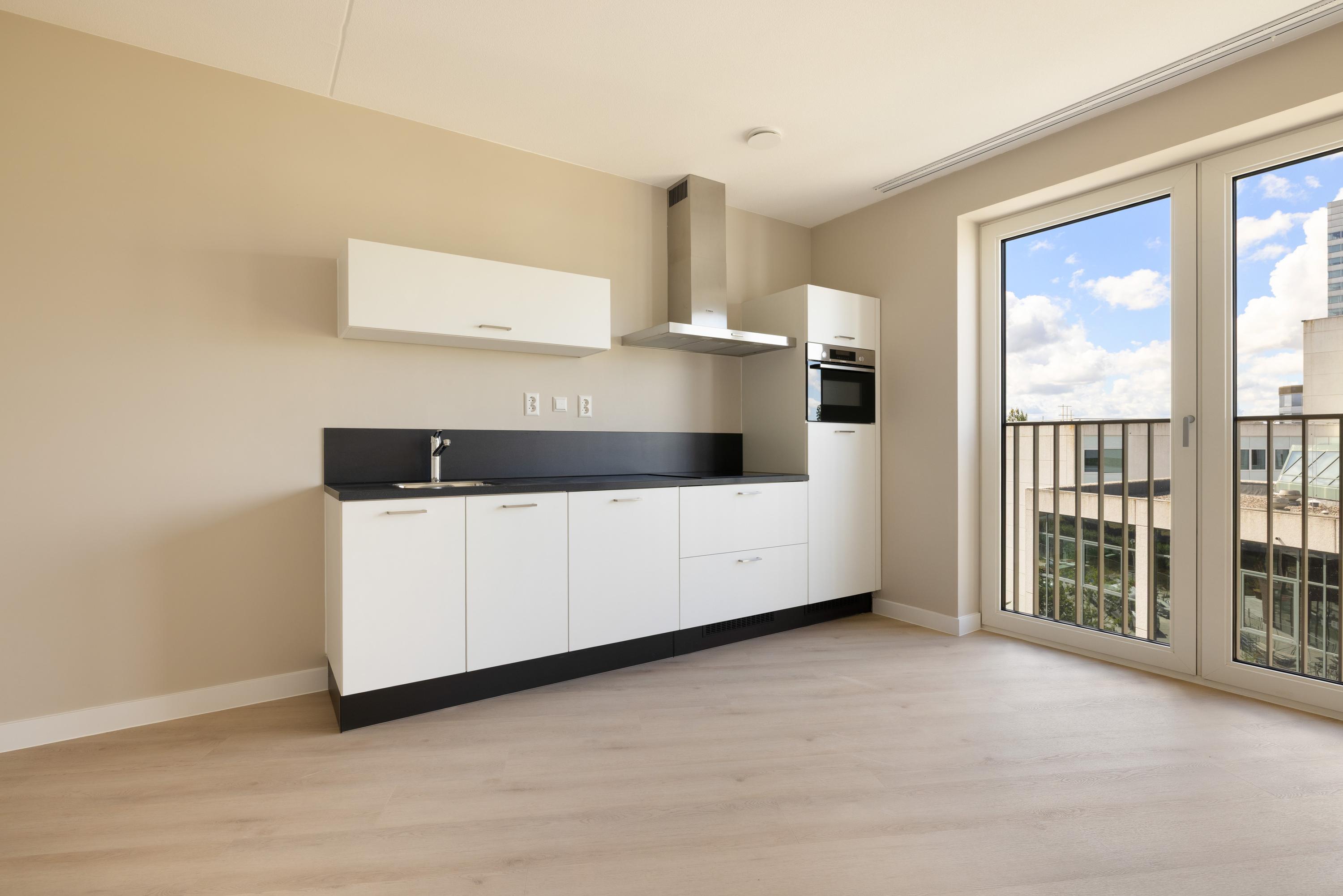 Appartement te huur: Burnhamstraat 223, Hoofddorp