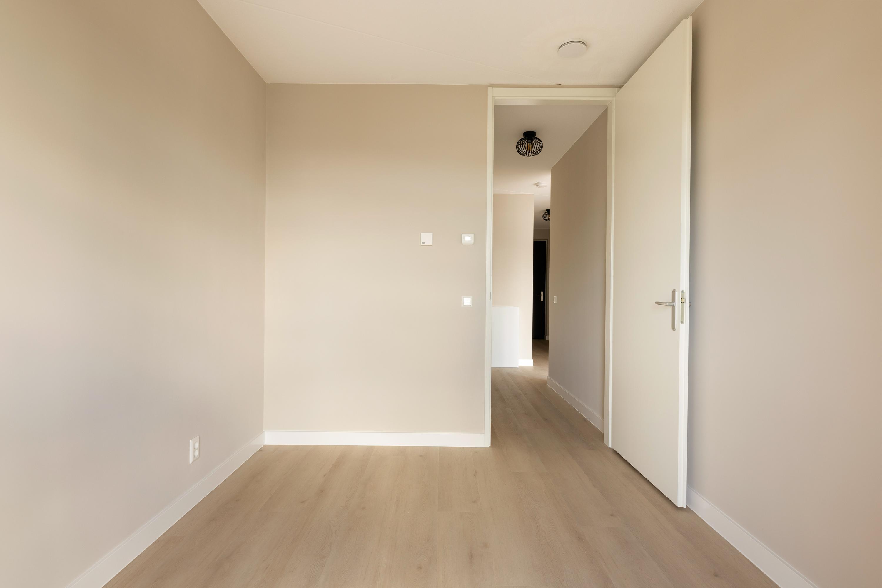 Appartement te huur: Burnhamstraat 223, Hoofddorp