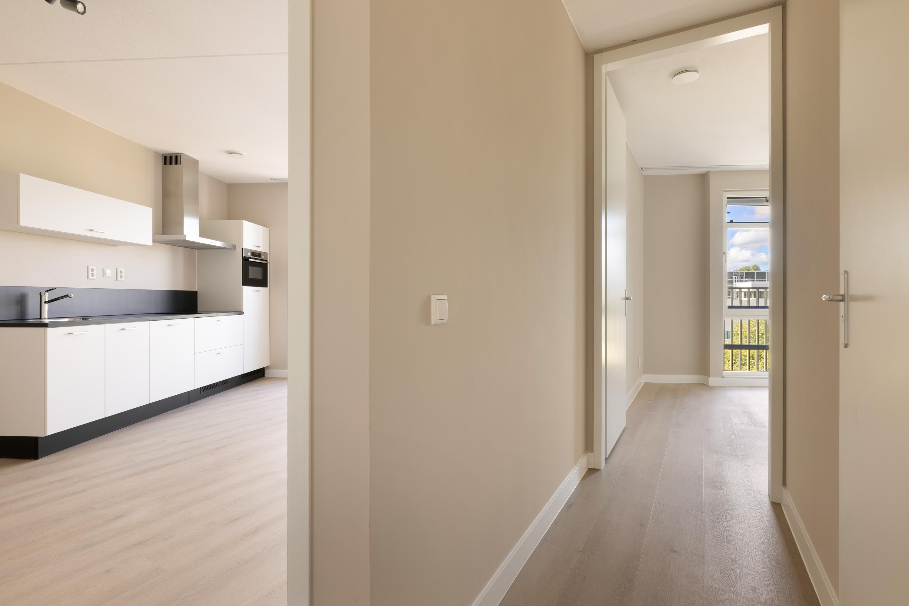 Appartement te huur: Burnhamstraat 223, Hoofddorp
