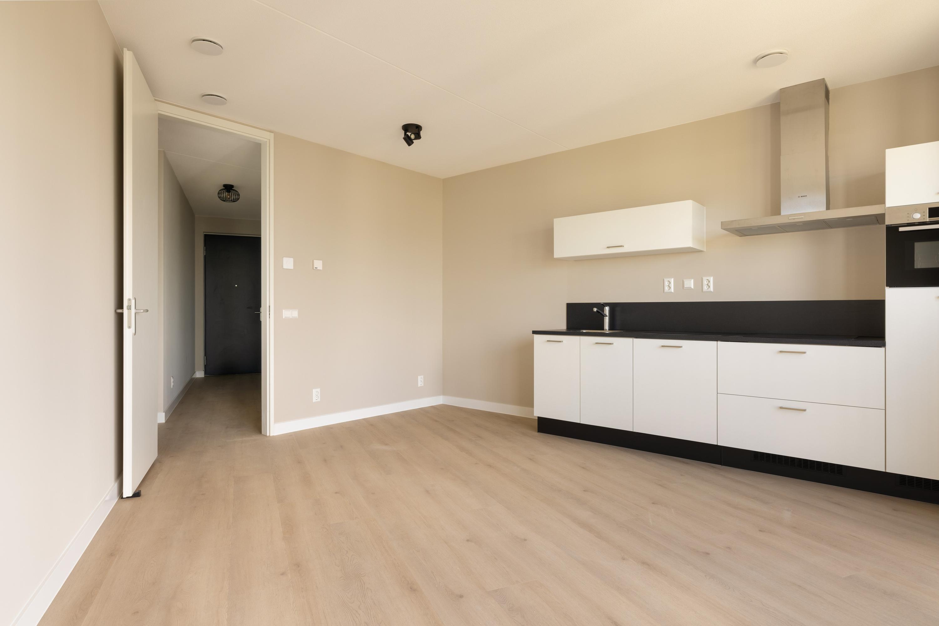 Appartement te huur: Burnhamstraat 223, Hoofddorp