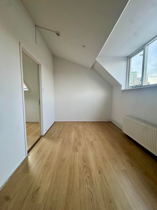 Te huur Kamer Oostzeedijk 334 B 6 in Rotterdam