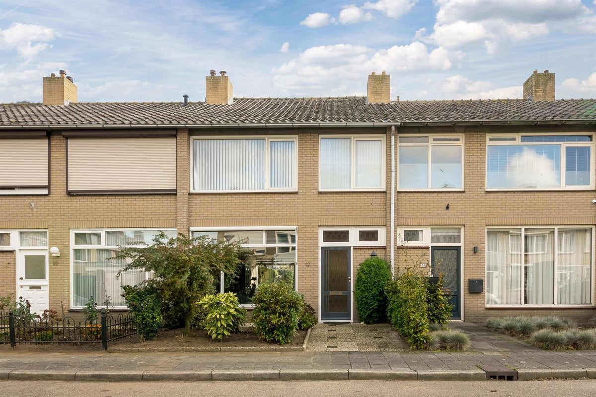 A rental house advertisment