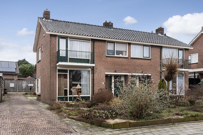 Waardenborchstraat 32