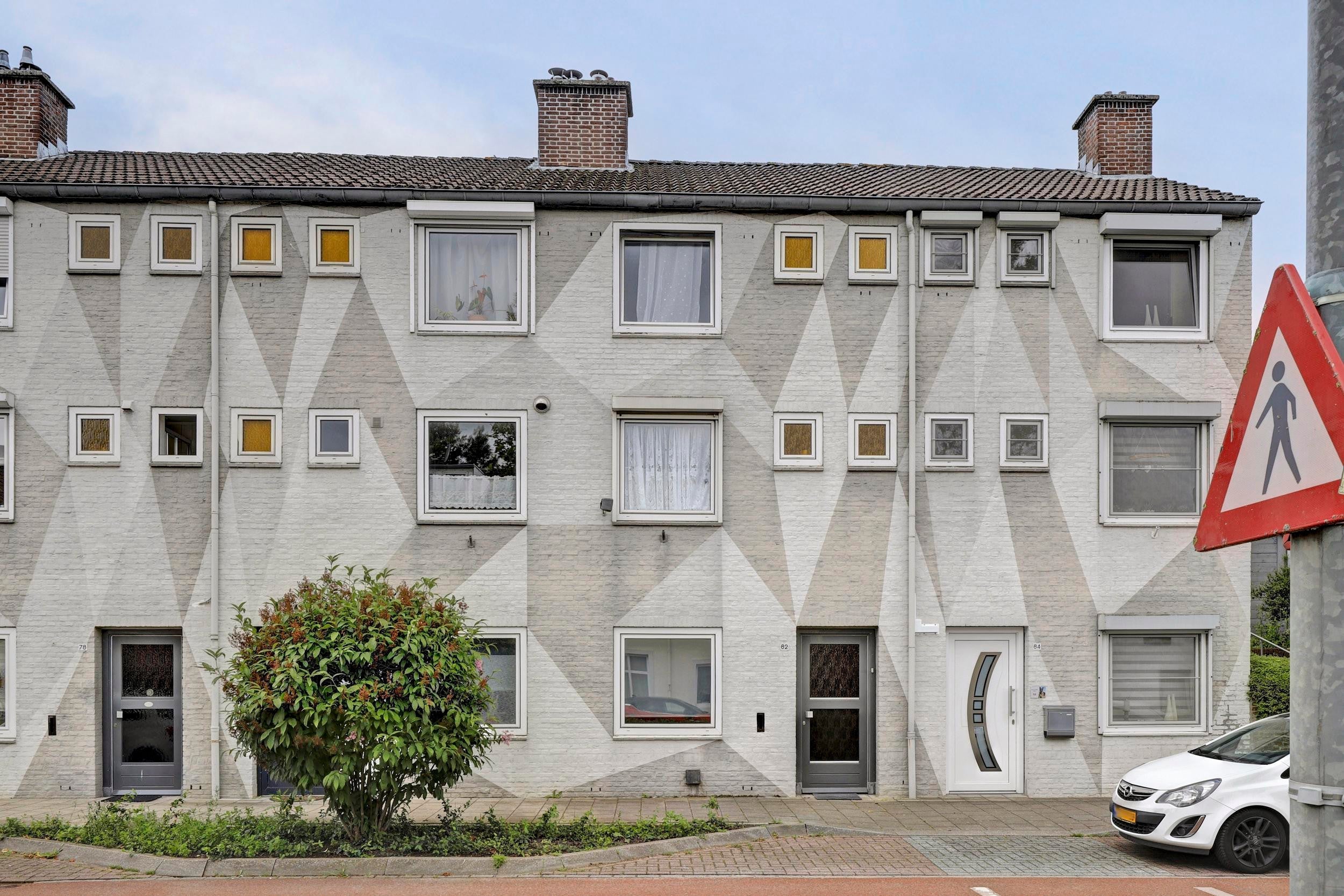 Huis Lemiers-Rijksweg 82 in Lemiers