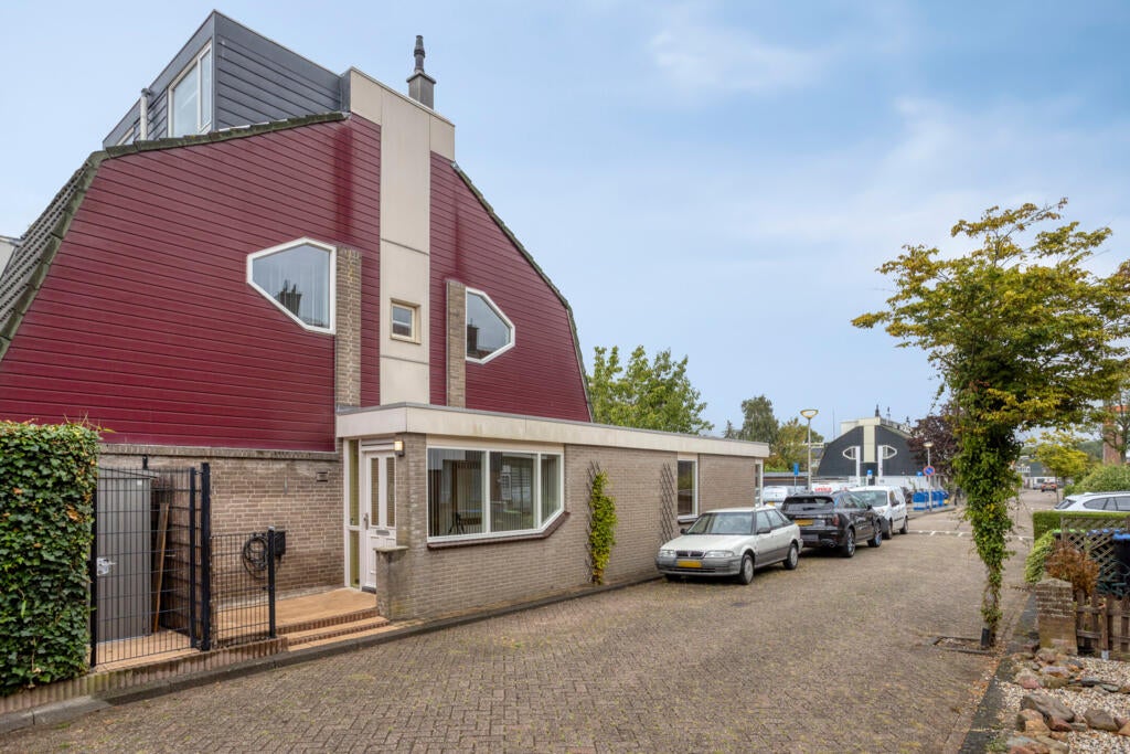 Huis Krekelveen 140 in Spijkenisse
