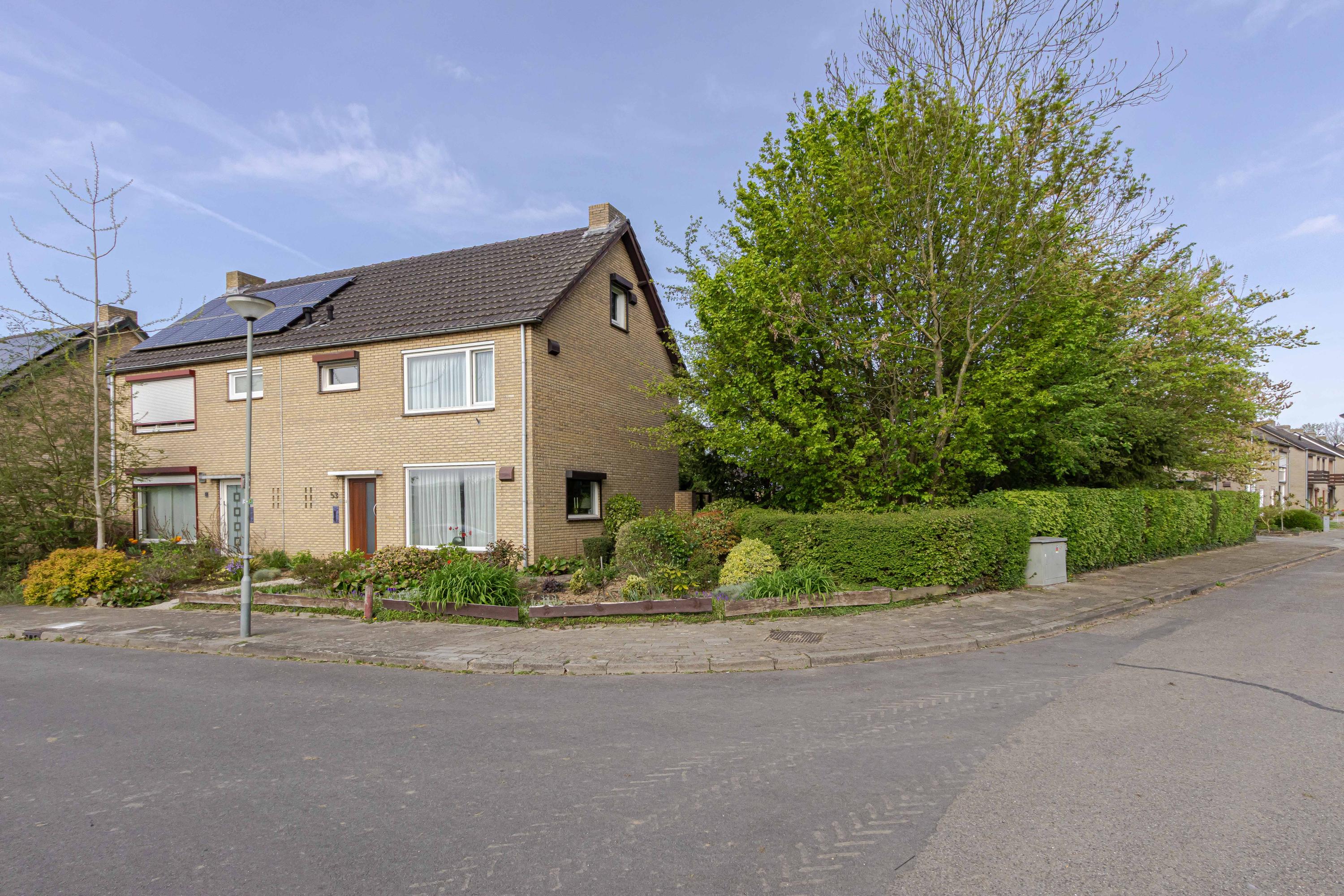 Huis Burgemeester Binckhorststraat 53 in Meerssen