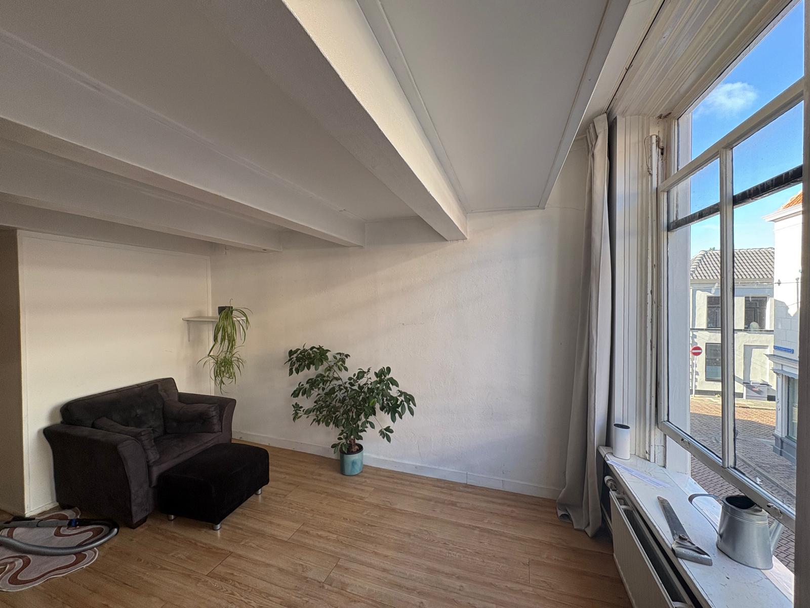Studio te huur: Korte Kamperstraat 31A, Zwolle