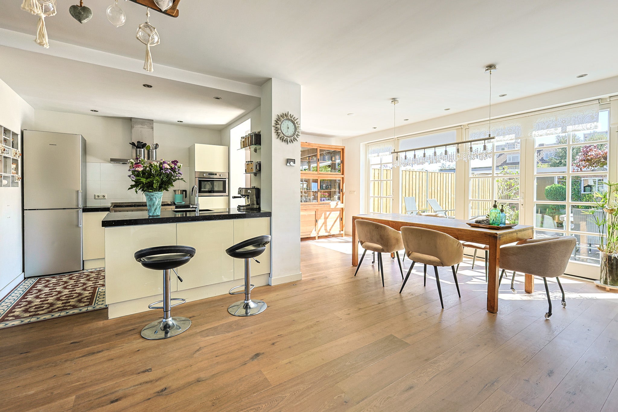 Tussenwoning te koop: Gabriël Metsulaan 9, Eindhoven