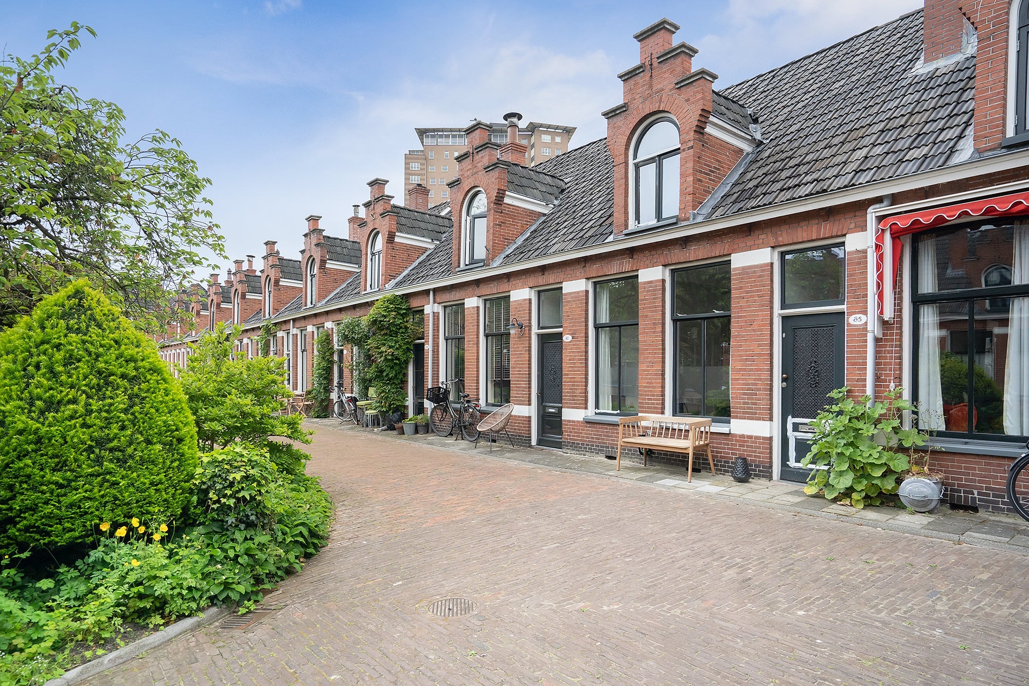 Huis Petrus Campersingel in Groningen