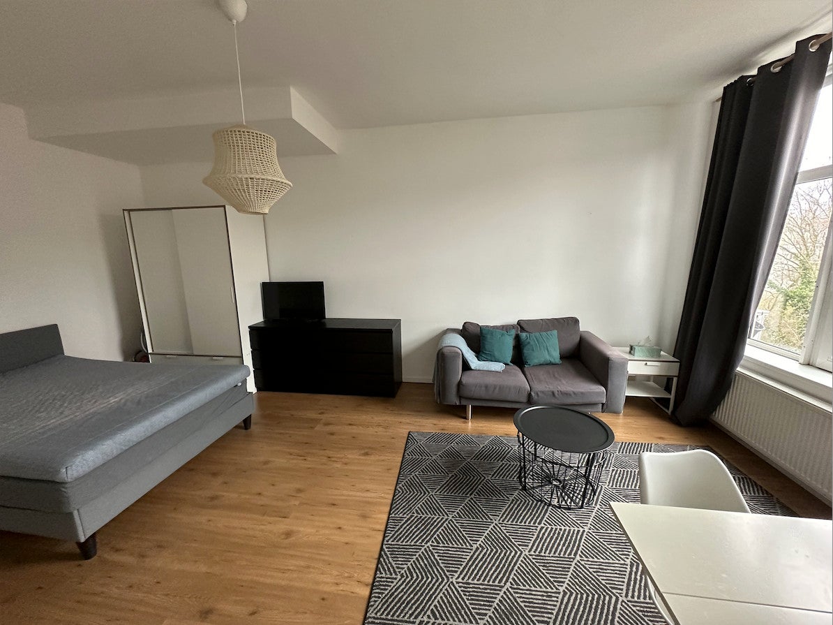 Te huur Studio Essenburgsingel in Rotterdam