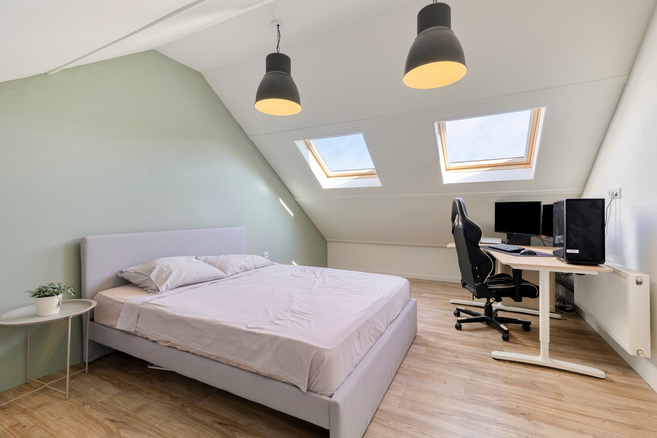 Tussenwoning te koop: Liesbergstraat 4, Eindhoven