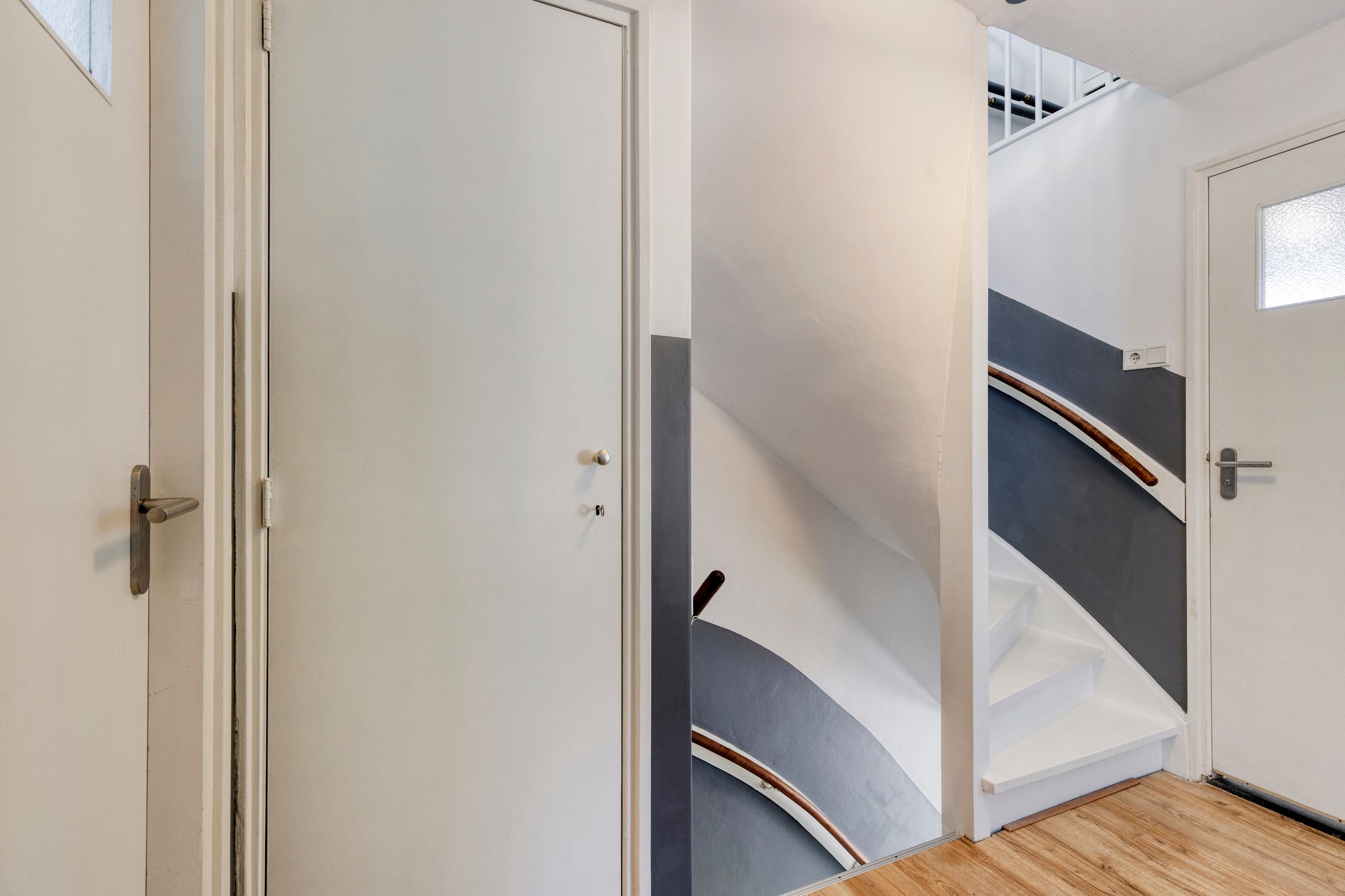Tussenwoning te koop: Liesbergstraat 4, Eindhoven