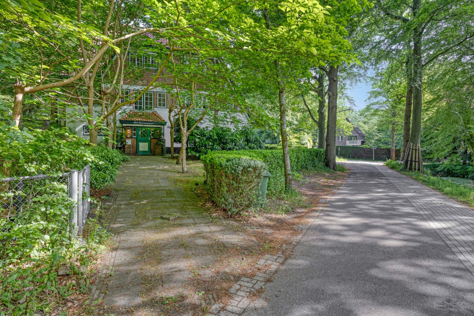 Vrijstaande woning te koop: Meijboomlaan 2, Wassenaar