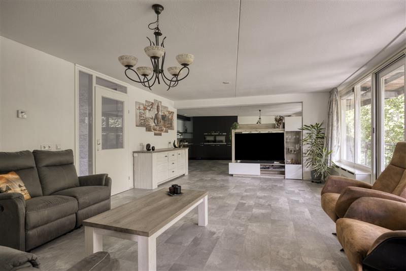Appartement te koop: Burgemeester Pabstlaan 8-27, Hoofddorp