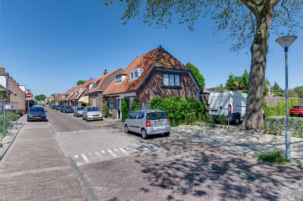 Huis te koop Dubbeldreef 70 in Dordrecht voor € 300.000