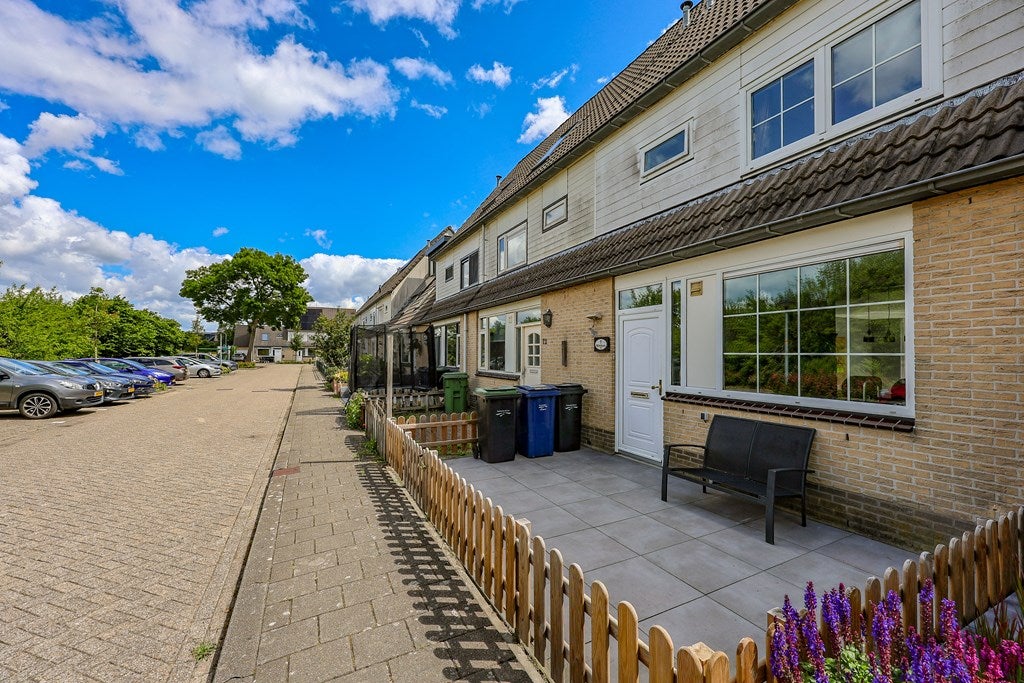 Huis Erik Satiestraat 10 in Almere