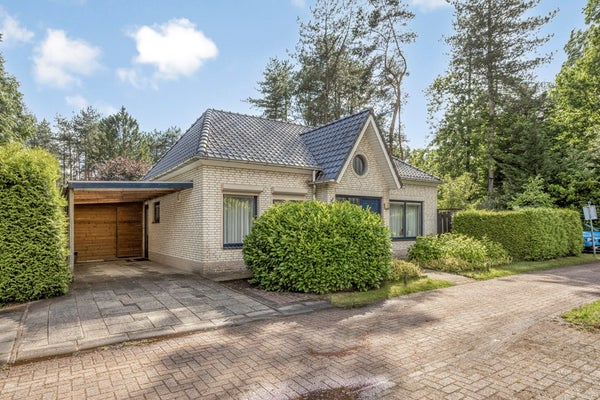 Huis Schaluinen 11 b 371 in Baarle-Nassau