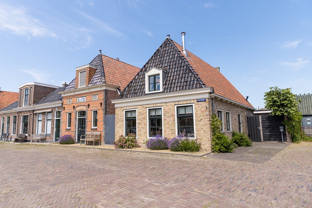 Huis Turfmarkt 57 in Makkum