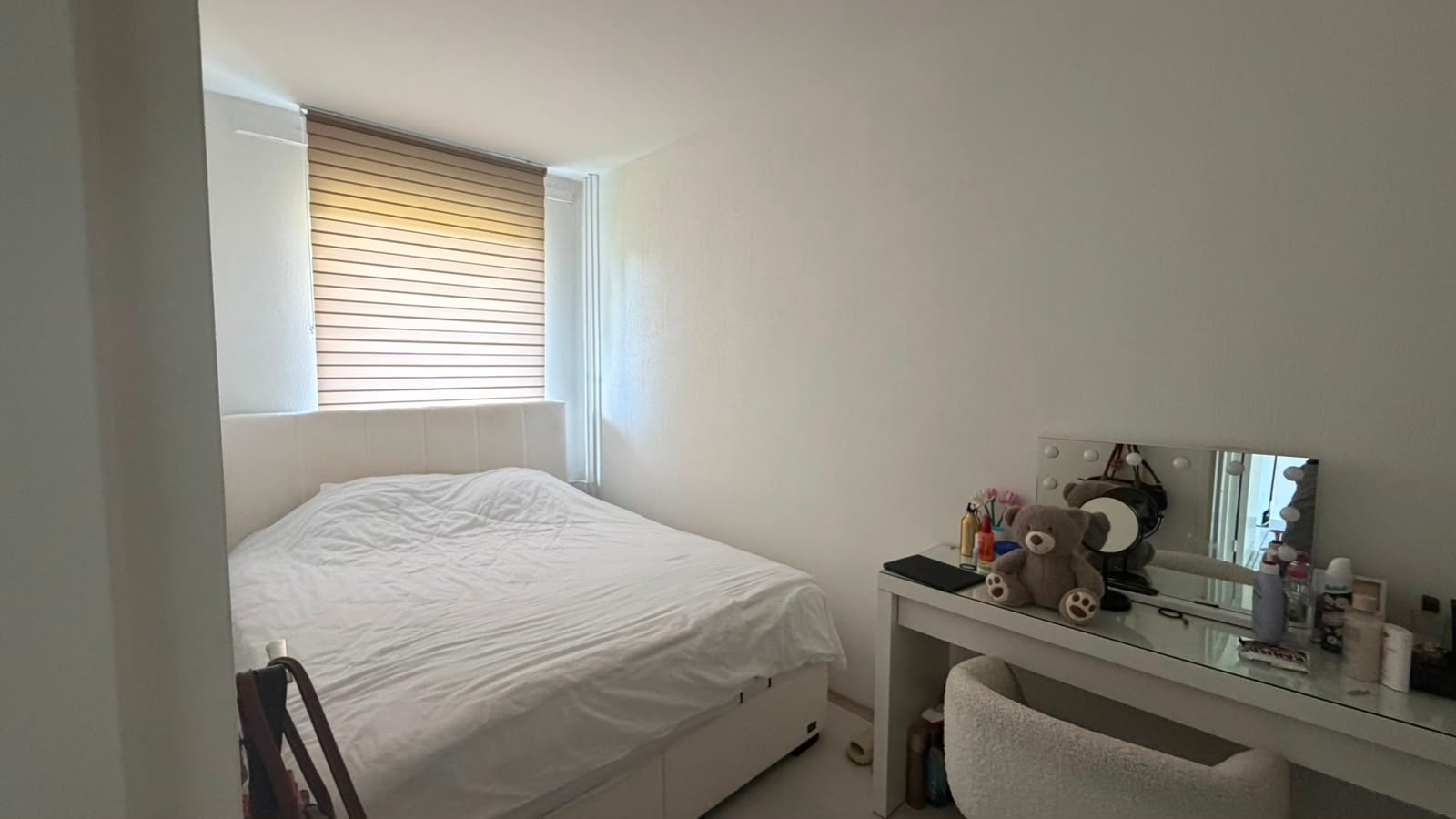Appartement te koop: Fluitekruidweg 160, Zaandam