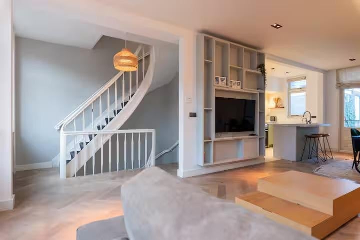 Te huur Appartement Eerste Helmersstraat in Amsterdam