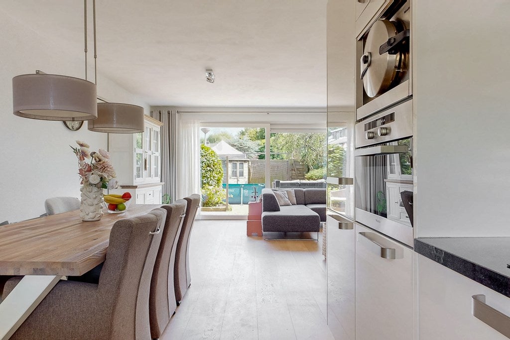 Tussenwoning te koop: Schweitzerstraat 59, Kudelstaart