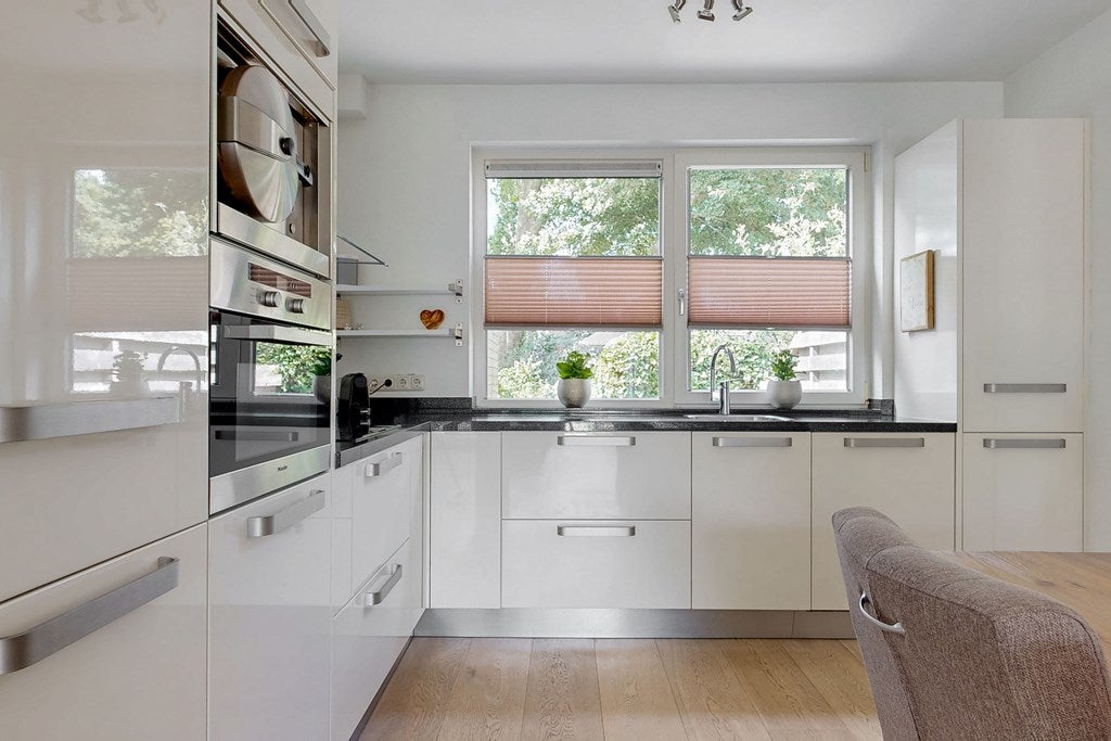Tussenwoning te koop: Schweitzerstraat 59, Kudelstaart