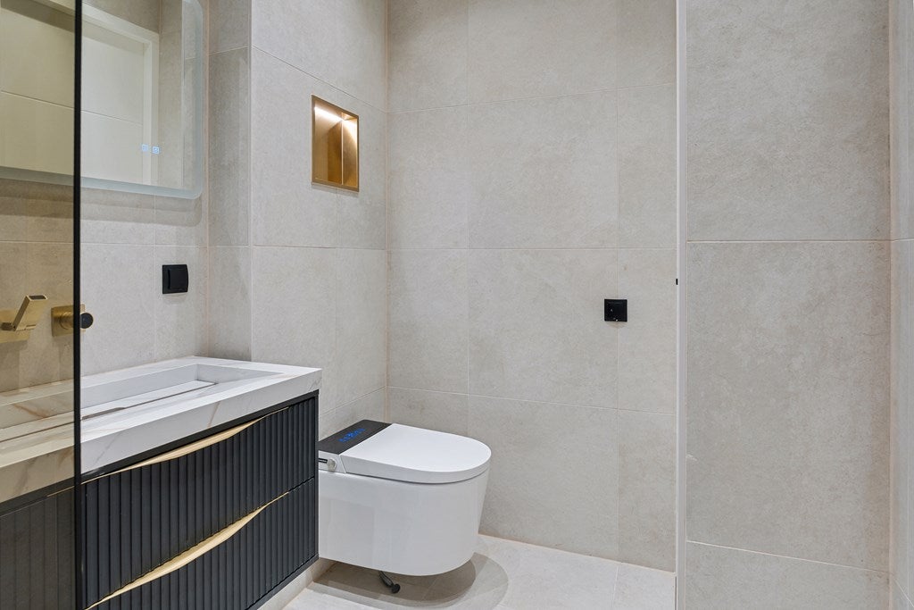 Appartement te koop: Blaricumseplein 29, 'S-Gravenhage