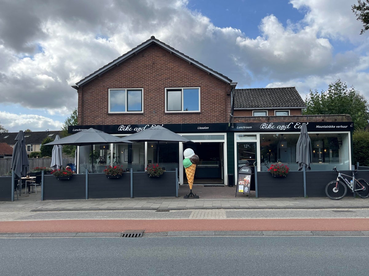 Studio aan de Eerbeekseweg in Loenen