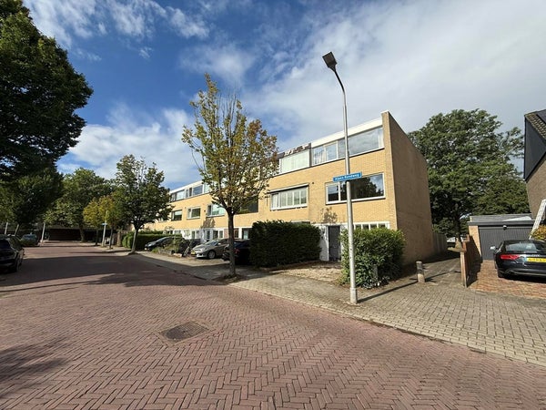 Huis Alpen Rondweg in Amstelveen