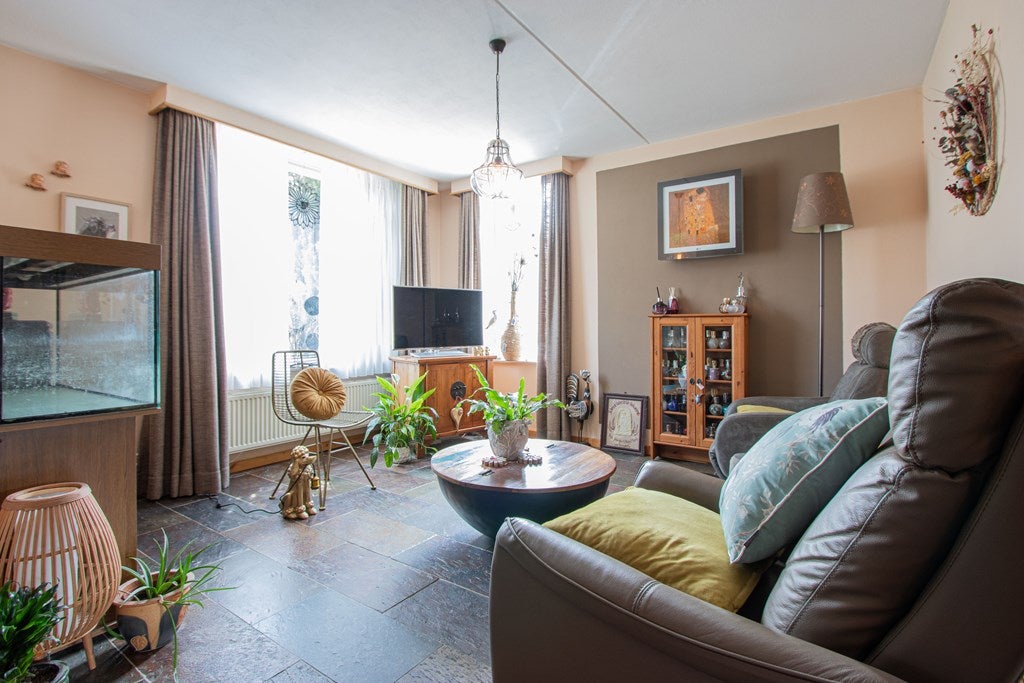 Tussenwoning te koop: Kloosterveld 40, Haelen
