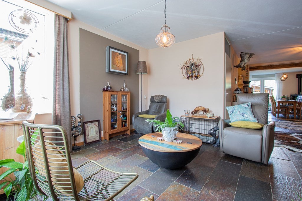 Tussenwoning te koop: Kloosterveld 40, Haelen