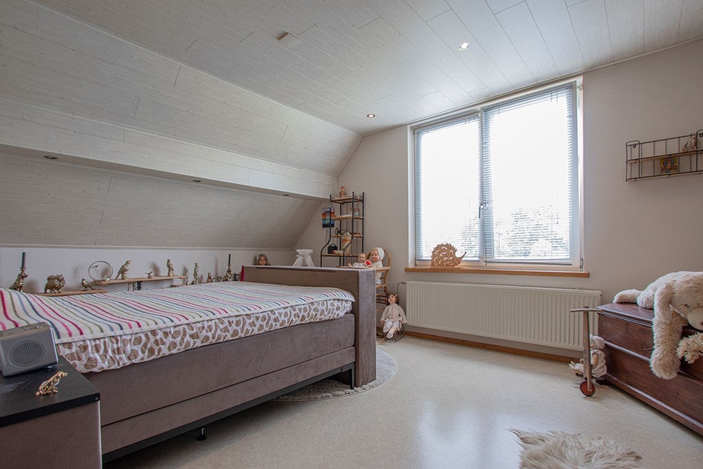Tussenwoning te koop: Kloosterveld 40, Haelen