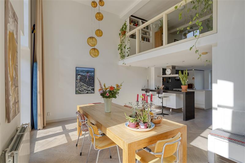 Appartement te koop: Karabiniersstraat 14, Haarlem
