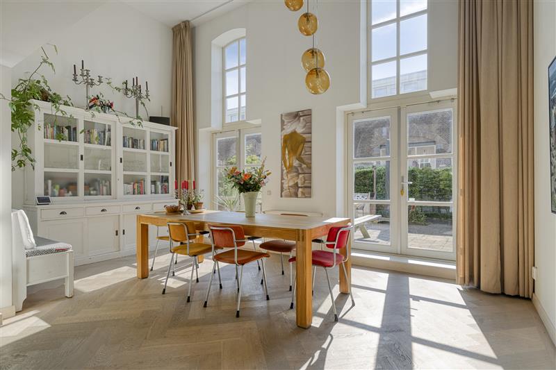 Appartement te koop: Karabiniersstraat 14, Haarlem