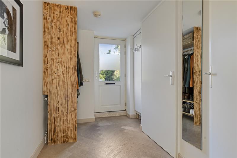 Appartement te koop: Karabiniersstraat 14, Haarlem