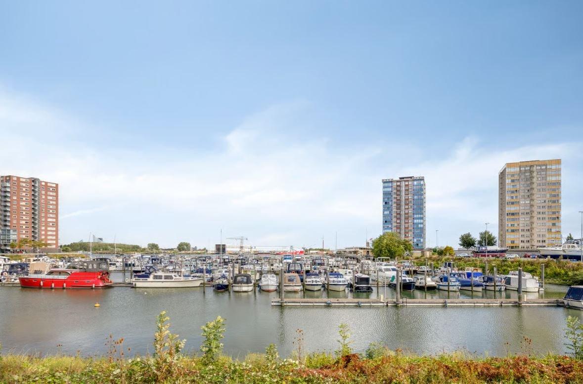 Te huur Appartement Regenboogkade in Rotterdam