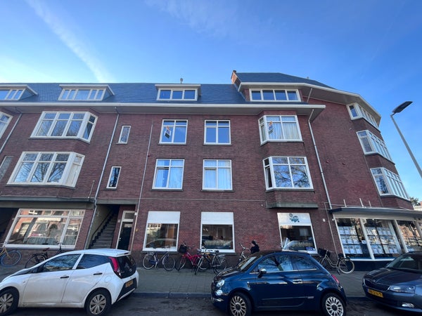 Laan van Eik en Duinen 246 B