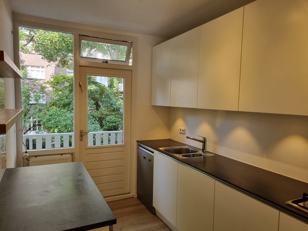 Woning te huur: Beethovenstraat, Amsterdam