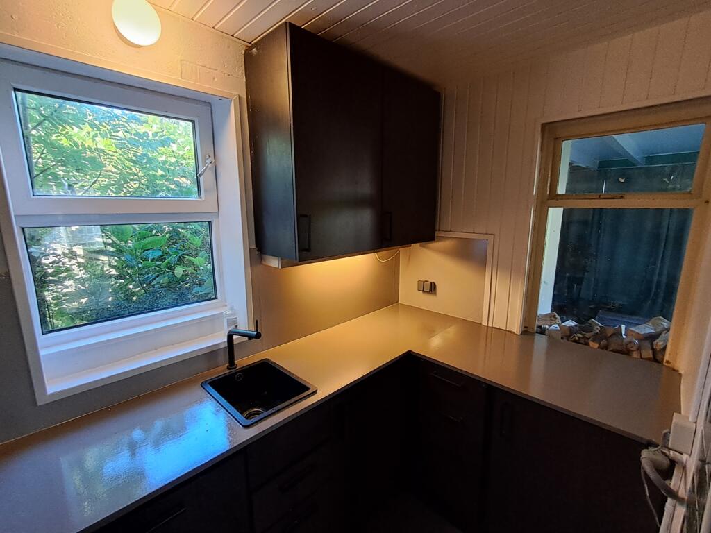 Vrijstaande woning te koop: St. Jansstraat 4, Kloosterburen