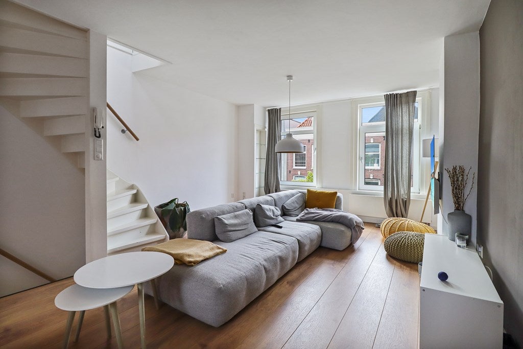 Flat Daniël Stalpertstraat 51 3
