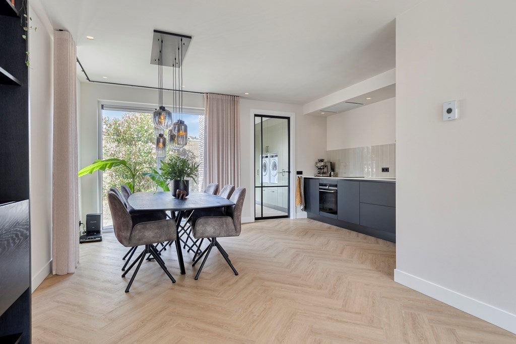 Hoekwoning te koop: Hoofdstraat 9, Kruiningen