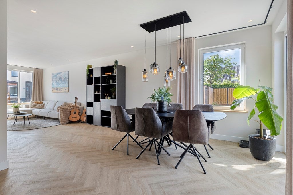 Hoekwoning te koop: Hoofdstraat 9, Kruiningen