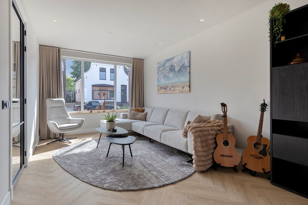 Hoekwoning te koop: Hoofdstraat 9, Kruiningen