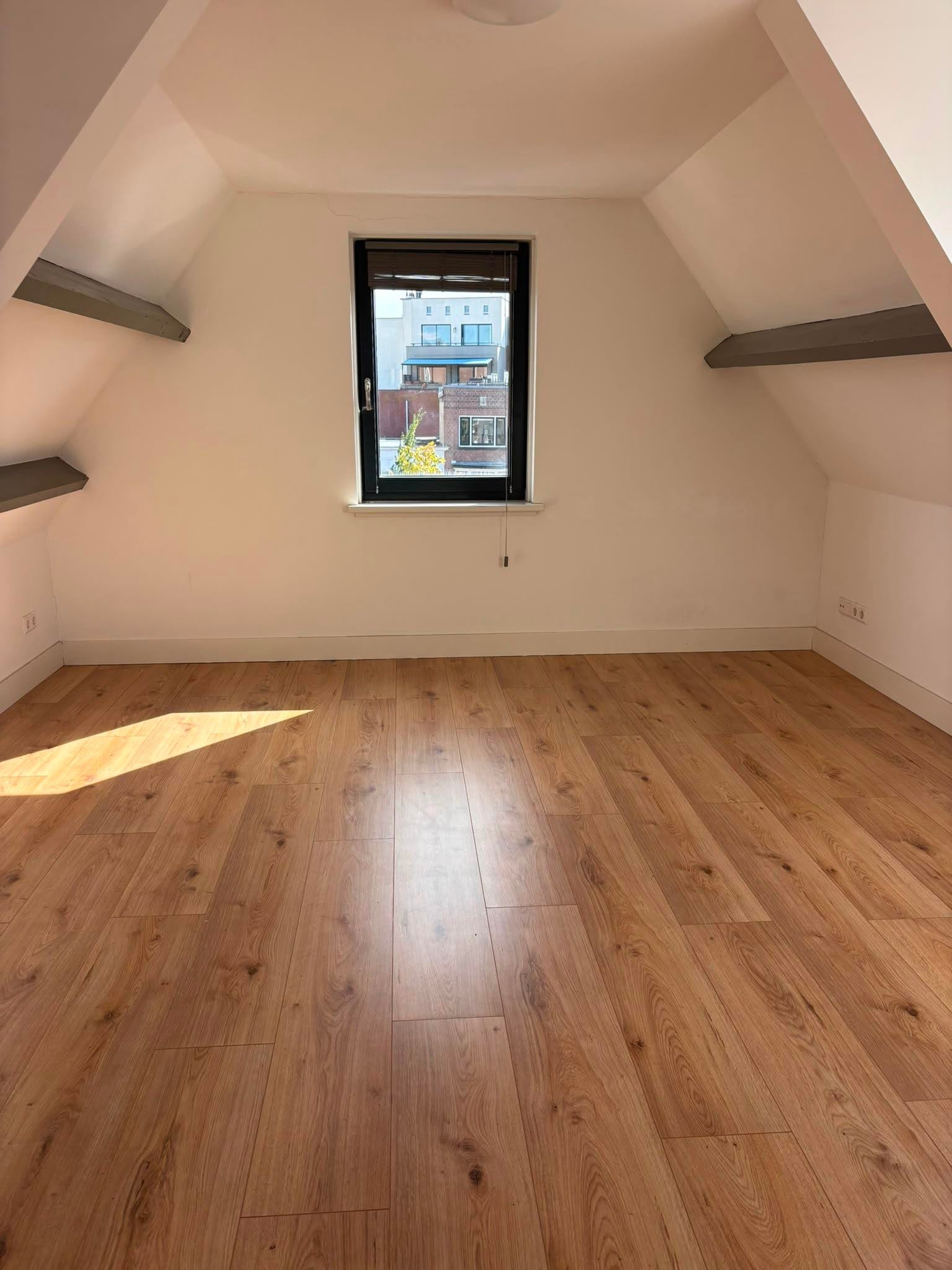 Woning te koop: Oude Singel, Leiden
