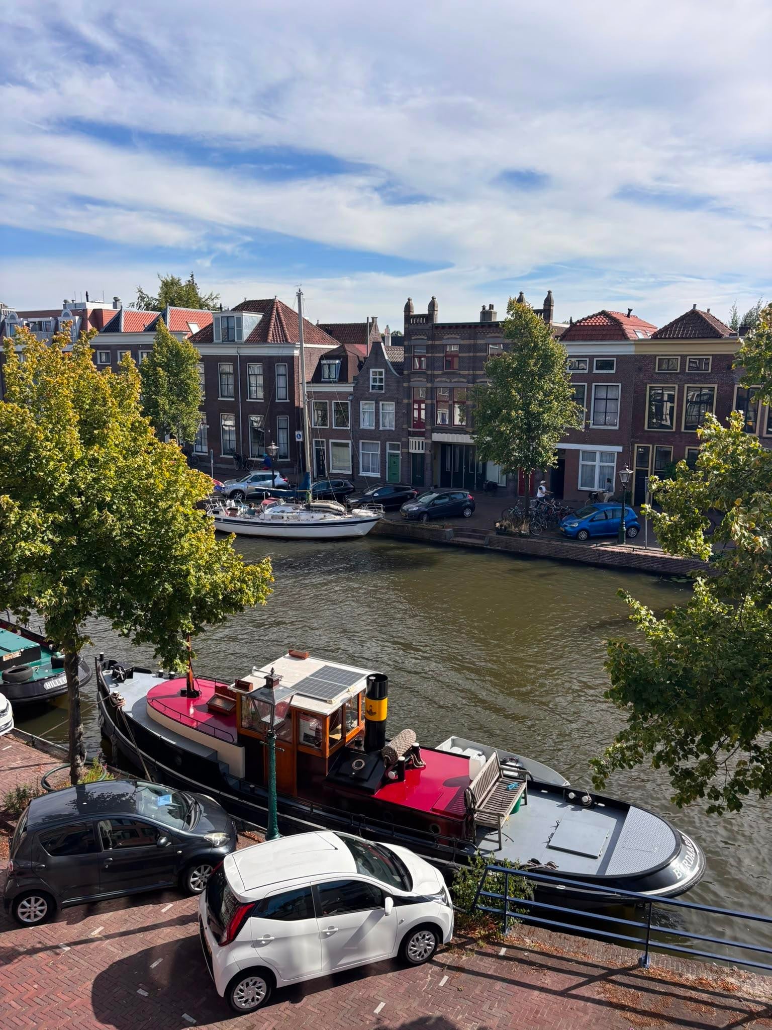 Woning te koop: Oude Singel, Leiden