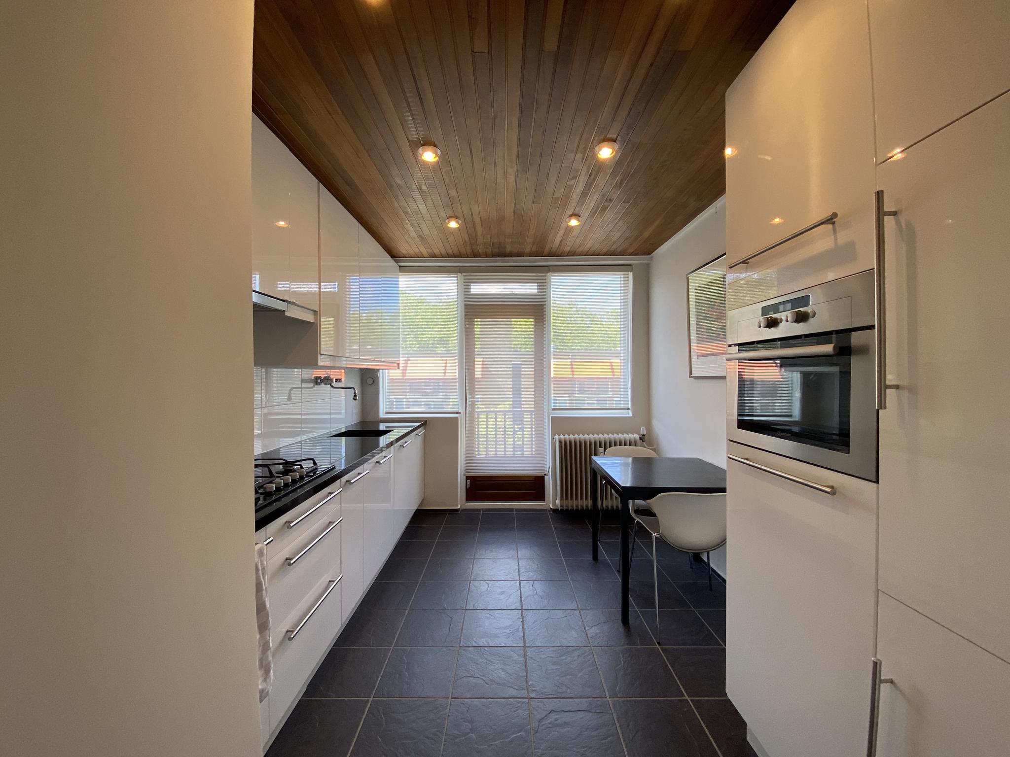 Te huur Appartement Onstein in Amsterdam