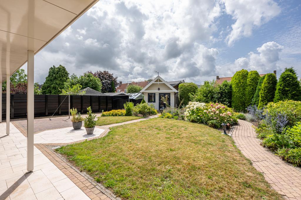 Vrijstaande woning te koop: Schoolstraat 7, Stellendam