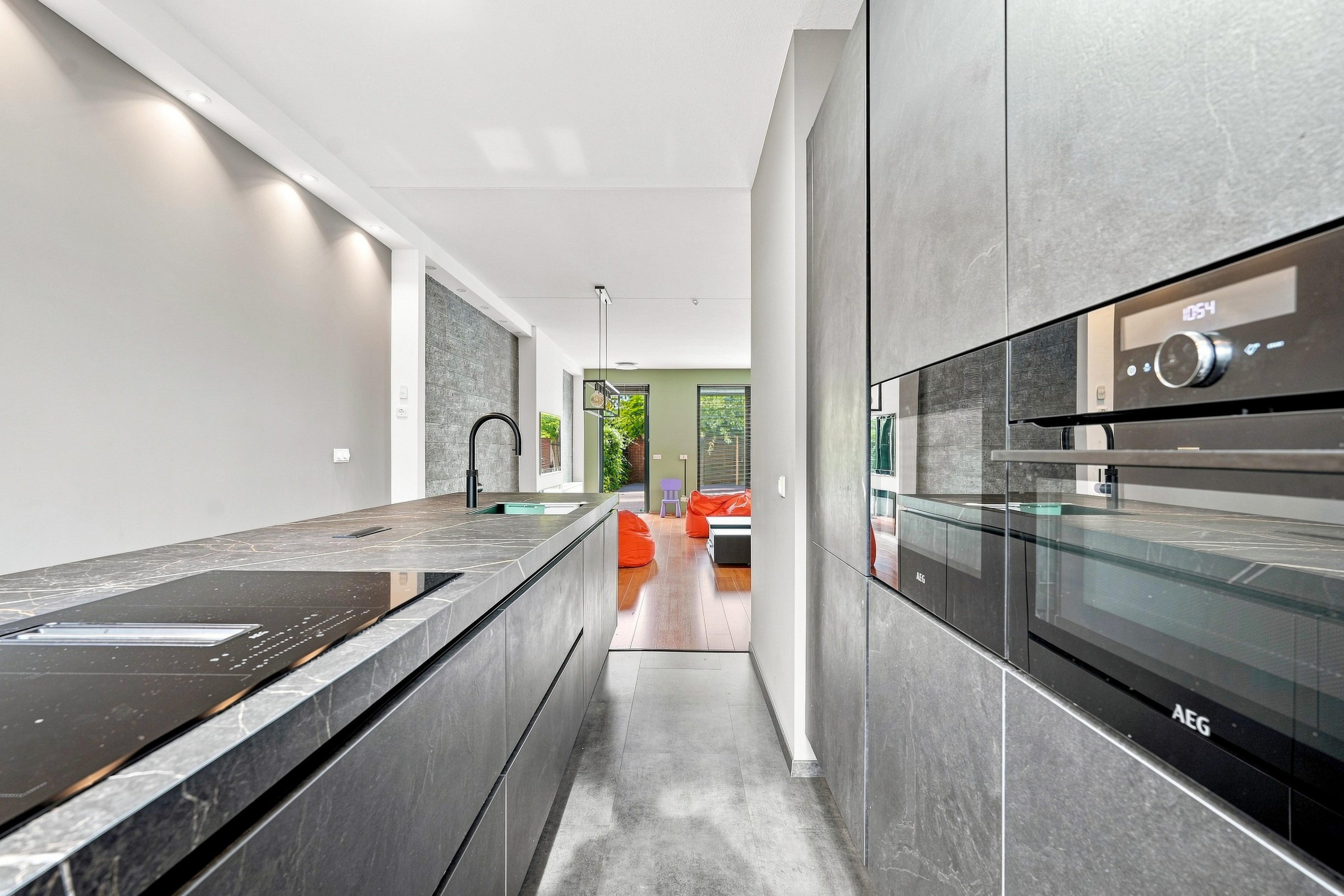 Tussenwoning te huur: Hazerswoudestraat 47, Zoetermeer