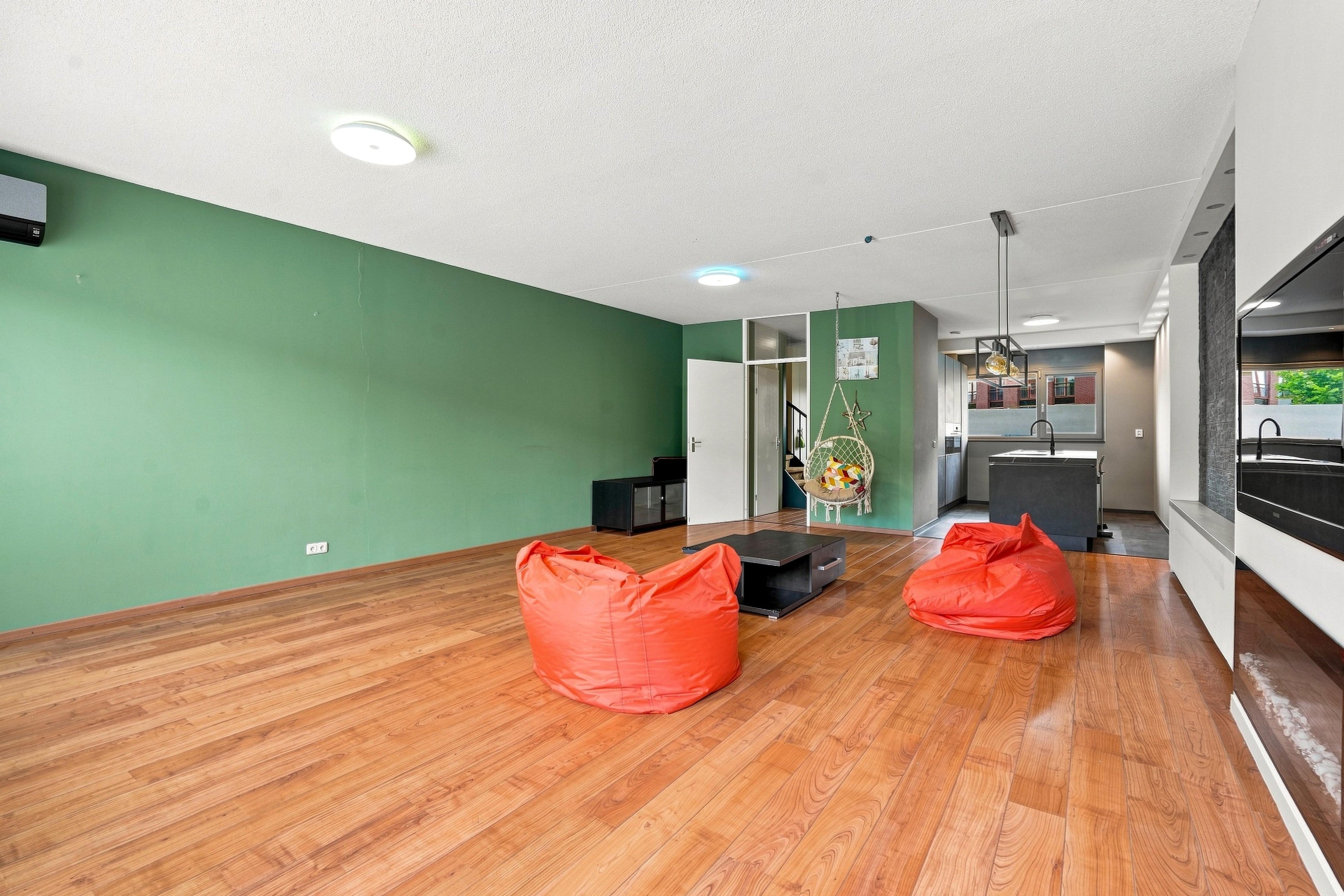 Tussenwoning te huur: Hazerswoudestraat 47, Zoetermeer